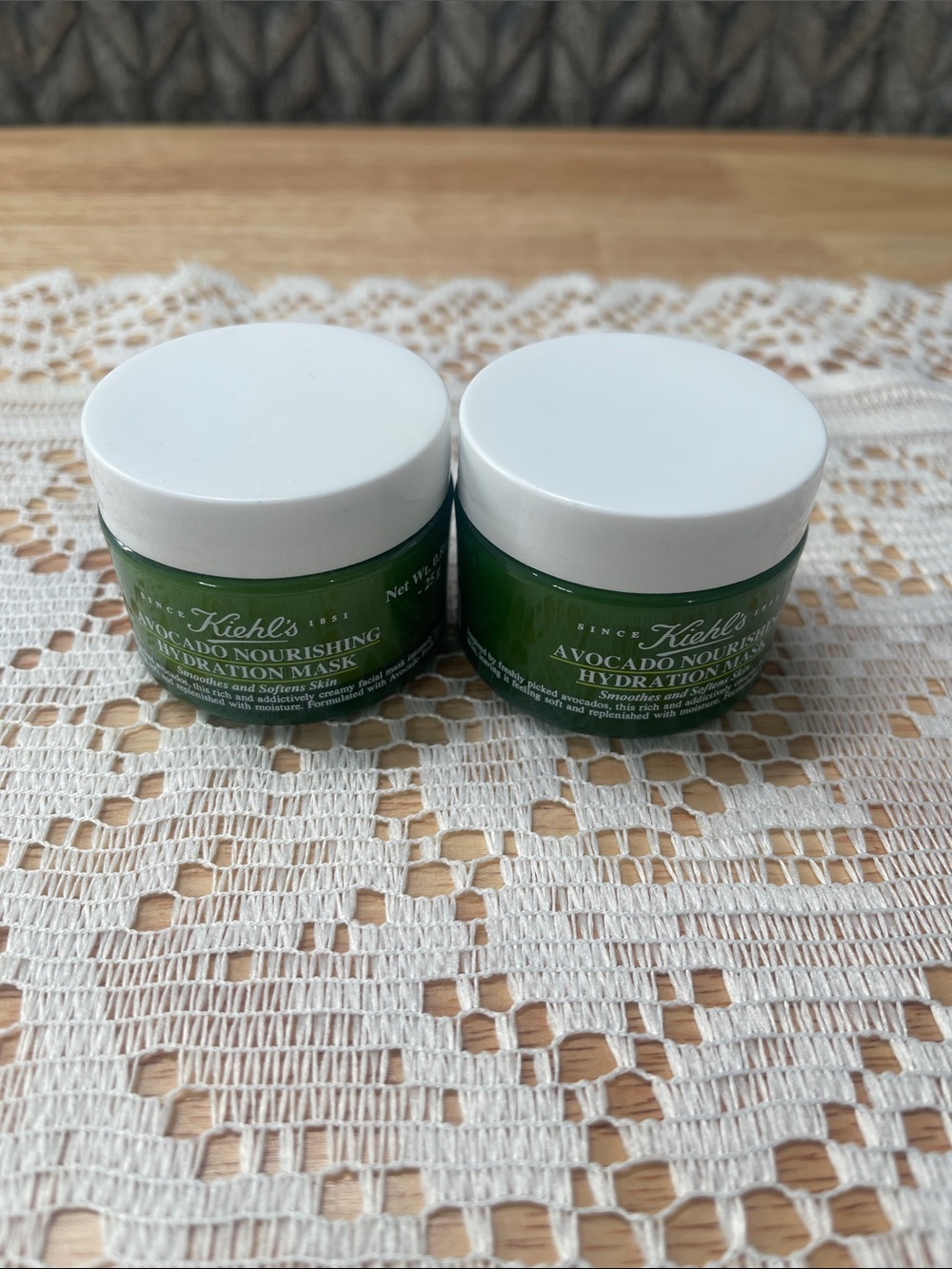 Kiehl's Avocado Hydration Mask - Green & White